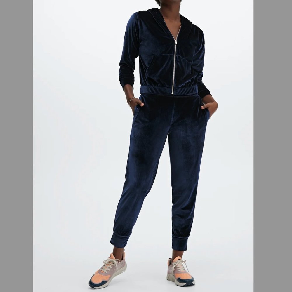 NWT Fabletics Navy Blue Velour Set - Size M
